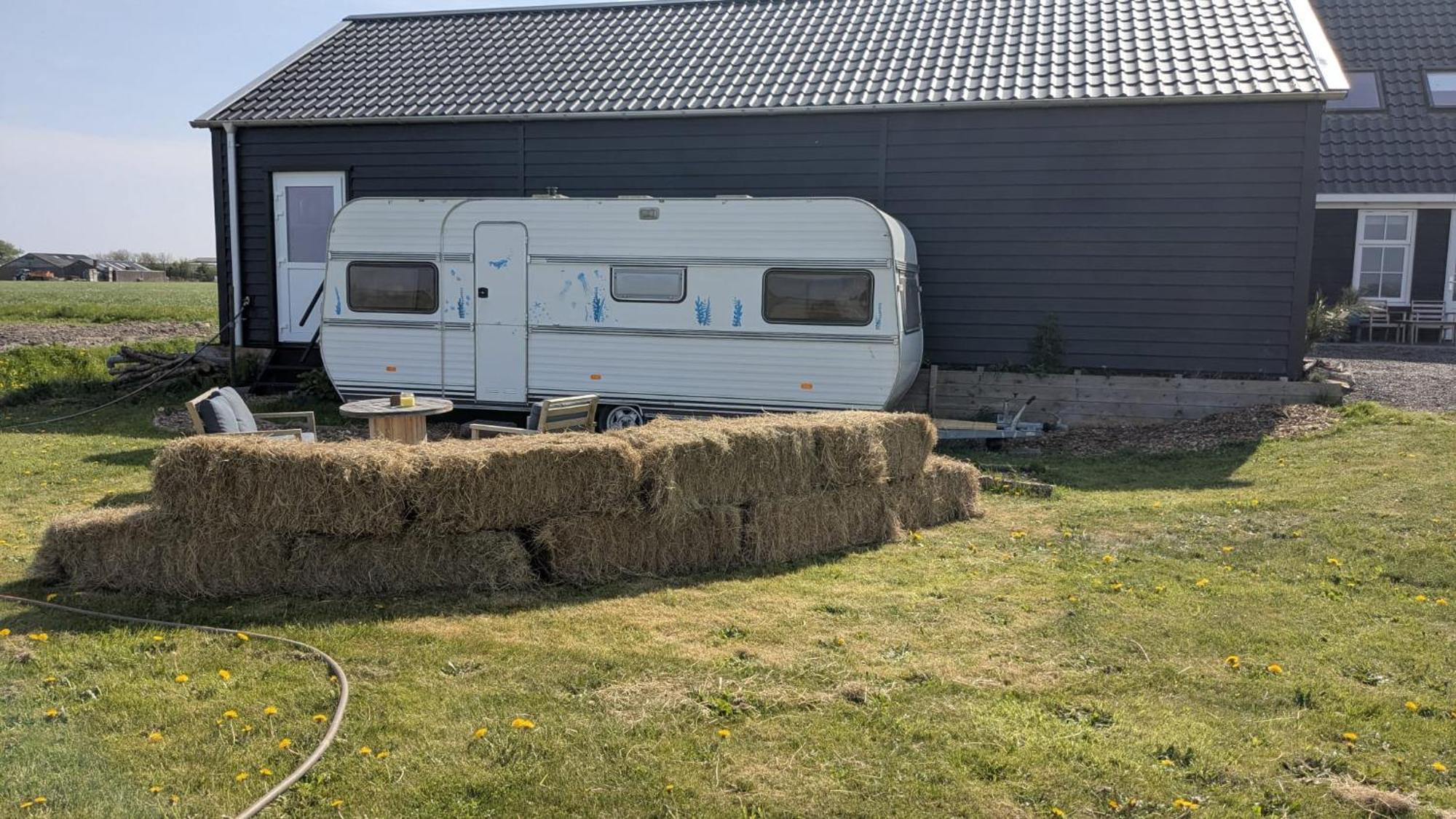 Caravan Zee By Bnb De Kapitein 't Horntje Esterno foto